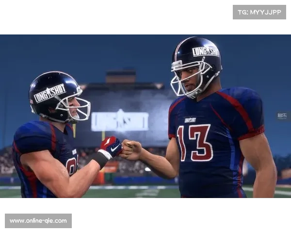 英超狗闯入赛场,球员抱狗离场成趣闻